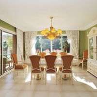 Вилла в горах, в деревне, в пригороде, у моря в Испании, Каталония, Барселона, 417 кв.м.