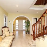 Вилла в горах, в деревне, у моря в Испании, Каталония, Барселона, 812 кв.м.