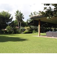 Вилла в горах, в деревне, в пригороде, у моря в Испании, Каталония, Барселона, 340 кв.м.