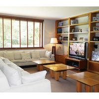 Вилла в горах, в деревне, в пригороде, у моря в Испании, Каталония, Барселона, 340 кв.м.