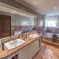 Villa in the mountains, in the village, in the suburbs, at the seaside in Spain, Catalunya, Barcelona, 460 sq.m.