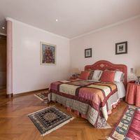 Villa in the mountains, in the village, in the suburbs, at the seaside in Spain, Catalunya, Barcelona, 460 sq.m.