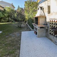 Villa in the mountains, in the village, in the suburbs, at the seaside in Spain, Catalunya, Barcelona, 460 sq.m.