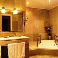 Villa in the mountains, in the village, in the suburbs, at the seaside in Spain, Catalunya, Barcelona, 440 sq.m.