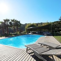 Villa in the village, in the suburbs, at the seaside in Spain, Catalunya, Barcelona, 472 sq.m.