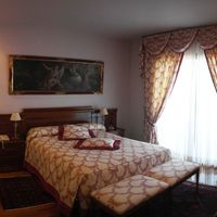 Villa in the village, in the suburbs, at the seaside in Spain, Catalunya, Barcelona, 580 sq.m.