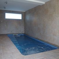 Villa in the mountains, in the village, in the suburbs, at the seaside in Spain, Catalunya, Barcelona, 320 sq.m.