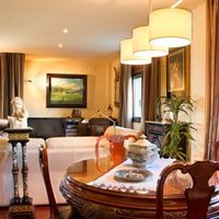 Villa in the mountains, in the village, in the suburbs, at the seaside in Spain, Catalunya, Barcelona, 405 sq.m.