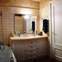 Вилла в горах, в пригороде в Испании, Каталония, Барселона, 450 кв.м.