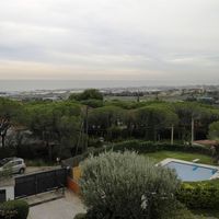 Вилла в горах, в пригороде в Испании, Каталония, Барселона, 450 кв.м.