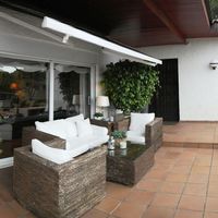 Вилла в горах, в пригороде в Испании, Каталония, Барселона, 450 кв.м.