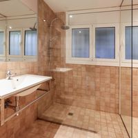 Villa in the mountains, in the village, in the suburbs, at the seaside in Spain, Catalunya, Barcelona, 500 sq.m.