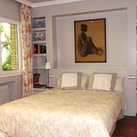 Villa in the mountains, in the village, in the suburbs, at the seaside in Spain, Catalunya, Barcelona, 415 sq.m.