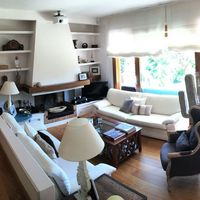 Villa in the mountains, in the village, in the suburbs, at the seaside in Spain, Catalunya, Barcelona, 234 sq.m.