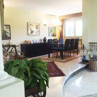 Villa in the mountains, in the village, in the suburbs, at the seaside in Spain, Catalunya, Barcelona, 340 sq.m.