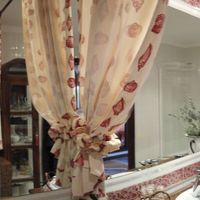 Villa in the mountains, in the village, in the suburbs, at the seaside in Spain, Catalunya, Barcelona, 340 sq.m.