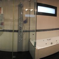 Вилла в горах, в деревне, в пригороде, у моря в Испании, Каталония, Барселона, 515 кв.м.