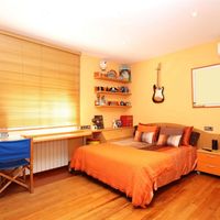 Villa in the big city, in the suburbs, at the seaside in Spain, Catalunya, Barcelona, 400 sq.m.