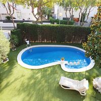 Villa in the big city, in the suburbs, at the seaside in Spain, Catalunya, Barcelona, 400 sq.m.
