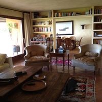 Villa in the mountains, in the village, in the suburbs, at the seaside in Spain, Catalunya, Barcelona, 528 sq.m.