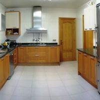 Villa in the mountains, in the village, in the suburbs, at the seaside in Spain, Catalunya, Barcelona, 464 sq.m.