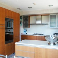 Villa in the mountains, in the village, in the suburbs, at the seaside in Spain, Catalunya, Barcelona, 450 sq.m.