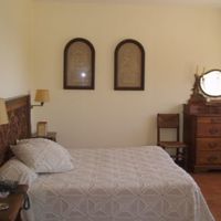 Вилла в горах, в деревне, в пригороде, у моря в Испании, Каталония, Барселона, 450 кв.м.