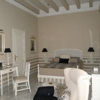 Вилла в горах, в деревне, в пригороде, у моря в Испании, Каталония, Барселона, 550 кв.м.