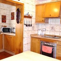 Вилла в горах, в деревне, в пригороде, у моря в Испании, Каталония, Барселона, 240 кв.м.