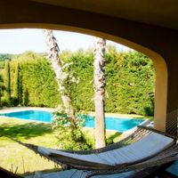 Вилла в горах, в деревне, в пригороде, у моря в Испании, Каталония, Барселона, 700 кв.м.