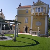 Villa in the big city in Hungary, Budapest, 590 sq.m.