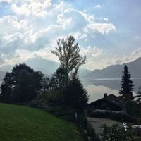 Вилла в горах, у озера, в пригороде в Австрии, Верхняя Австрия, 320 кв.м.