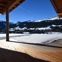 Chalet in the mountains, in the suburbs in Austria, Kitzbuhel, 500 sq.m.
