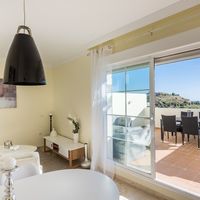 Penthouse in the mountains, in the suburbs in Spain, Andalucia, Benalmadena, 122 sq.m.