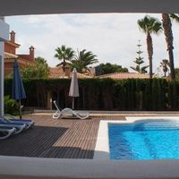 Villa in Spain, Comunitat Valenciana, Alicante, 360 sq.m.