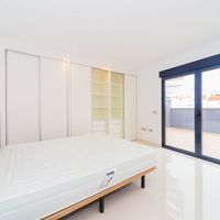 Пентхаус у озера, у моря в Испании, Валенсия, Торревьеха, 90 кв.м.