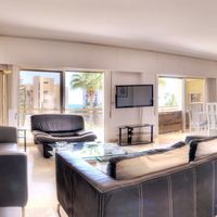 Flat at the seaside in Republic of Cyprus, Lemesou, 180 sq.m.