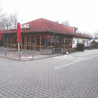Ресторан (кафе) в большом городе, в пригороде в Германии, Берлин, 772 кв.м.