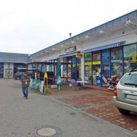 Shop in Germany, Baden-Wuerttemberg , Karlsruhe, 3544 sq.m.