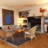 Villa in the village in Italy, Abruzzo, 270 sq.m.