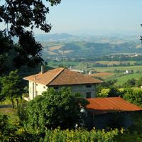 House in the suburbs in Italy, Marche, 220 sq.m.