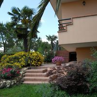 Вилла в пригороде в Италии, Абруццо, 500 кв.м.