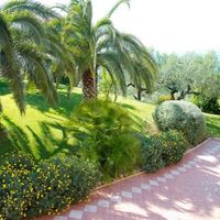 Вилла в пригороде в Италии, Абруццо, 500 кв.м.