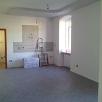 Apartment in the big city, at the seaside in Italy, Trieste, 90 sq.m.