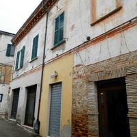 Apartment in the village in Italy, Pescara, 120 sq.m.