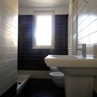 Апартаменты в большом городе, у моря в Италии, Абруццо, 78 кв.м.