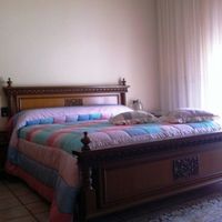 Апартаменты в большом городе, у моря в Италии, Абруццо, 120 кв.м.