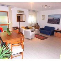 Апартаменты в большом городе, у моря в Италии, Абруццо, 95 кв.м.