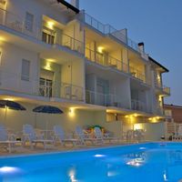 Апартаменты в большом городе, у моря в Италии, Абруццо, 55 кв.м.