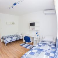 Апартаменты в пригороде в Черногории, Тиват, 102 кв.м.